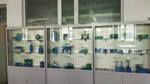 機床夾具設計陳列柜